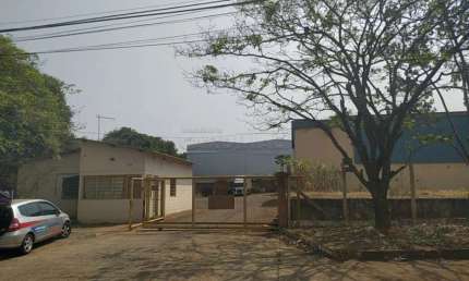 Barracão / Galpão / Depósito à venda na Avenida Manuela Fermiano Motta, 303, Jardim Regina, Araraquara