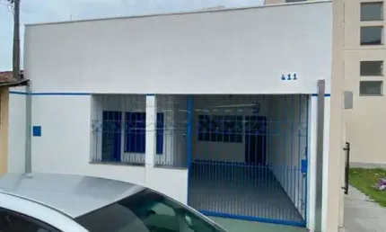 Casa sobrado com 4 dormitórios no Jardim Lutfalla em São Carlos
