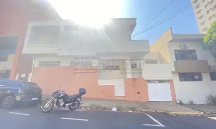 Casa com 3 quartos para alugar na Rua Nove de Julho, 1484, Centro, São Carlos