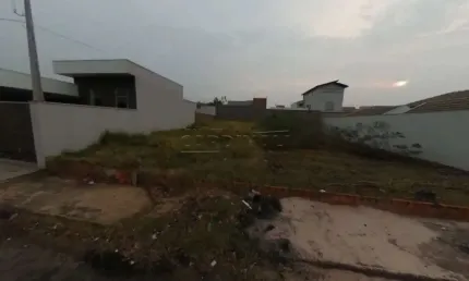 Terreno Muti bem localizado e lote pronto para ser construido.