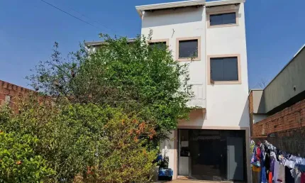Casa com 2 quartos à venda na Avenida Manoel Fernandes Cadina, 585, Conjunto Habitacional Victório de Santi, Araraquara