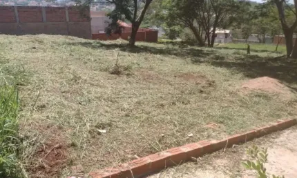 Oportunidade terreno com excelente localização ao lado do condomínio