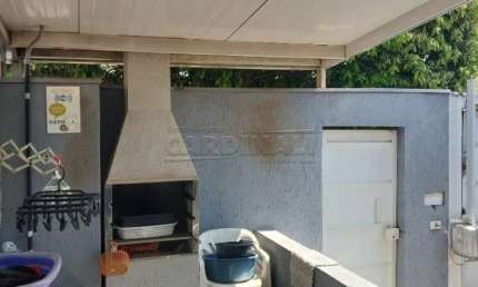 Casa com 3 quartos à venda na Rua Maestro José Tescari, 1136, Vila Tito de Carvalho (Vila Xavier), Araraquara