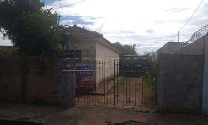 Casa com 1 quarto à venda na Rua Mato Grosso, 640, Jardim Brasil (Vila Xavier), Araraquara