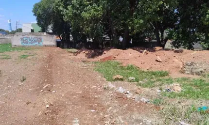 Terreno comercial à venda na Rua Padre Joaquim Botelho Da Fonseca, Ao Lado Da Praça Vila Izabel / Em Frente Ao N°11, s/n, Vila Izabel, São Carlos