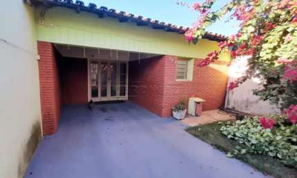 Casa com 3 quartos à venda na Rua Peru, 350, Vila Brasília, São Carlos