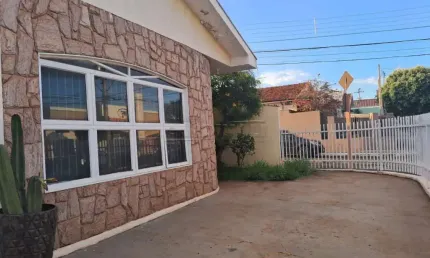 Casa com 3 quartos à venda na Alameda Paulista, Casa, 539, Jardim Floridiana (Vila Xavier), Araraquara