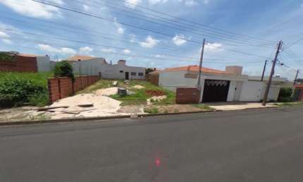 Imóvel Muito bem Localizado, seguro, e com fácil acesso a marginal e também ao centro da Cidade.