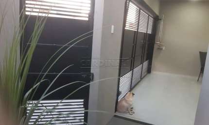 Casa com 2 quartos à venda na Rua Reinaldo Massucio, 99, Parque dos Flamboyant, São Carlos
