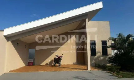 casa de três dormitórios sendo um suíte no Condomínio Eldorado.