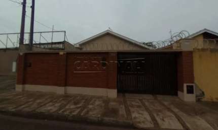 Casa com 2 quartos à venda na Rua Diógenes Muniz Barreto, 384, Centro, Araraquara