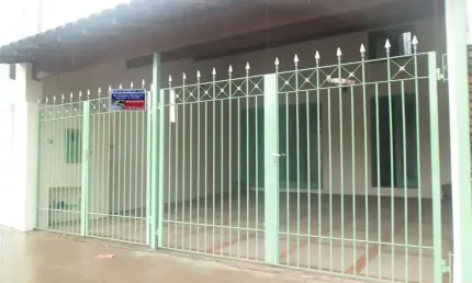Casa com 3 quartos para alugar na Avenida das Gardênias, 306, Cidade Jardim, São Carlos