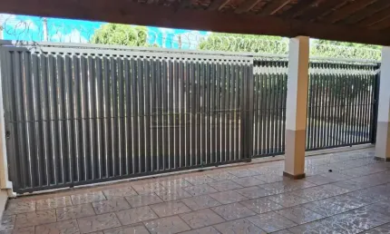 Casa com 4 quartos à venda na Avenida Walter Mendonça, Casa, 41, Jardim Roberto Selmi Dei, Araraquara