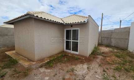 Casa com 2 quartos à venda na Avenida Luiz Possato, 351, Parque Delta, São Carlos