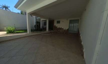 Imóvel com excelente localização em São Carlos - SP