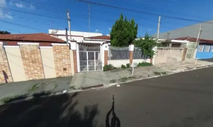 Imóvel Próximo da Avenida Henrique Gregori e e próximo da travessa sete da Vila Boa vista.