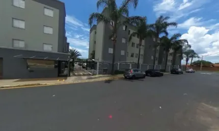 Apartamento muito bem localizado, próximo de posto de combustível, comércios em geral e fácil acesso a marginal.