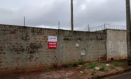 Terreno com boa localização próximo escola, creche e supermercados