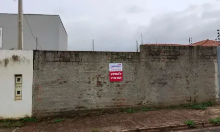 Terreno com boa localização próximo escola, creche e supermercados