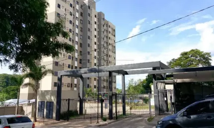 Apartamento com ótima localização ao lado escola e creche
