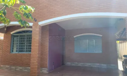 Oportunidade de morar em uma rua tranquila no Vale do Sol