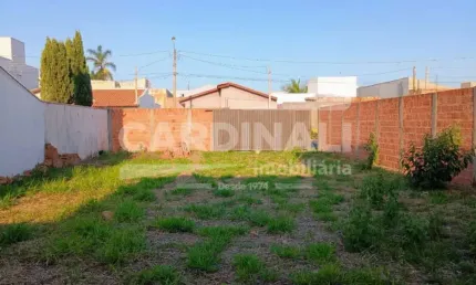 Terreno à venda na Rua Abílio Antônio da Cunha, Jardim de Cresci, São Carlos