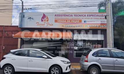 Salão comercial em corredor mais movimentado da cidade