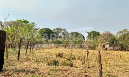 Excelente chácara na Estancia Balnearia Concordia em São Carlos