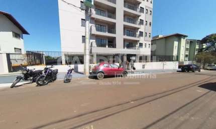 Apartamento com 2 quartos para alugar na Rua dos Cravos, 61, Cidade Jardim, São Carlos
