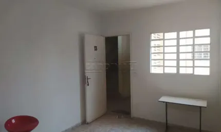 Apartamento com 2 quartos para alugar na Avenida Professor Gustavo Fleury Charmillot, Bloco C, Samambaia, 381, Jardim Residencial Paraíso, Araraquara
