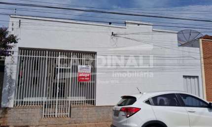 Salas comerciais com localização privilegiada, sala de recepção e salas de atendimento