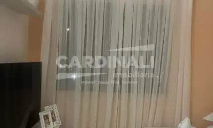 Apartamento na Vila Nery em São Carlos - SP. bem reservado