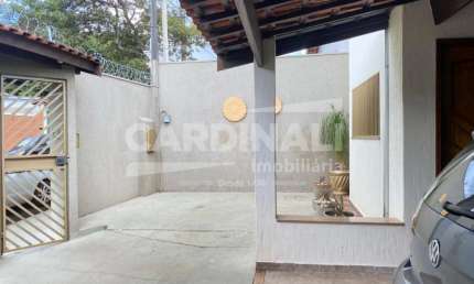 Casa com 3 quartos à venda na Rua Bruno Giongo, 3596, Vila Nery, São Carlos