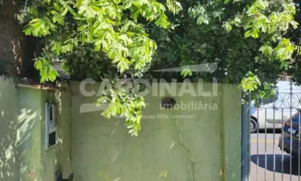 Casa com 2 quartos à venda na Rua Gastão Vieira, 607, Parque Santa Felícia Jardim, São Carlos