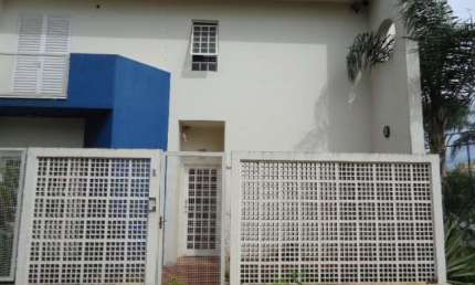 Casa com 2 quartos para alugar na Avenida Paulo De Arruda Correa Da Silva, Casa E, 46, Recreio dos Bandeirantes, São Carlos