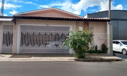 Casa com 3 quartos à venda na Rua José de Alencar, 557, Vila Costa do Sol, São Carlos