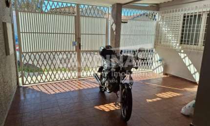 Casa com 2 quartos à venda na Rua Campos Salles, 1045, Centro, São Carlos