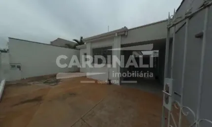 Casa com 3 quartos para alugar na Avenida Bandeirantes, Casa, 167, Centro, Araraquara