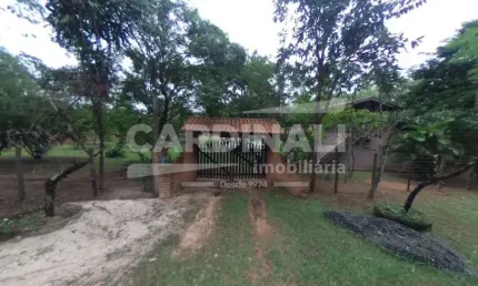Chácara localizada no Arace do Santo Antônio, região de moradores, muito bem localizado a 1.7 km distancia de estrada terra