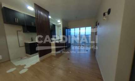 Apartamento padrão em excelente condomínio com ótima localização