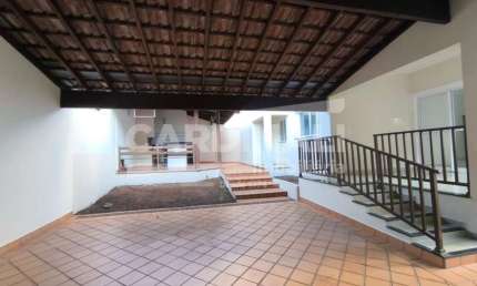 Casa com 3 quartos à venda na Rua Eduardo do Prado F. Braga, 272, Jardim Acapulco, São Carlos