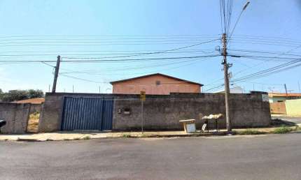 Apartamento Kitnet com 2 dormitórios na Vila Brasília próximo a FATEC em São Carlos