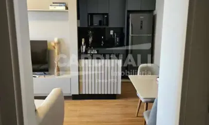 APARTAMENTO COM EXCELENTE LOCALIZAÇÃO E TOTALMENTE PLANEJADO.