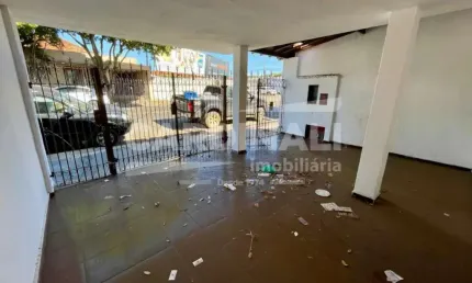 Casa com 2 quartos à venda na Avenida Sallum, 1213, Vila Prado, São Carlos