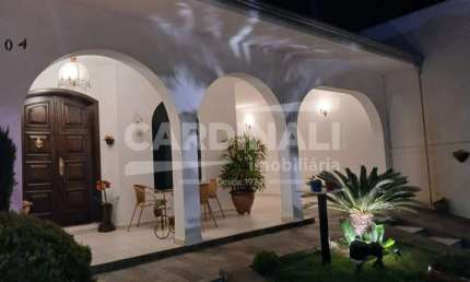 Casa com 3 quartos à venda na Rua Luiz Roher, 404, Vila Monteiro (Gleba I), São Carlos