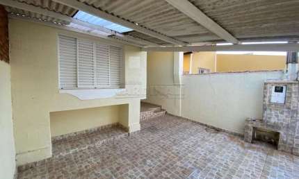 Casa com 2 quartos para alugar na Rua Doutor Bernardino de Campos, 626, Vila Prado, São Carlos