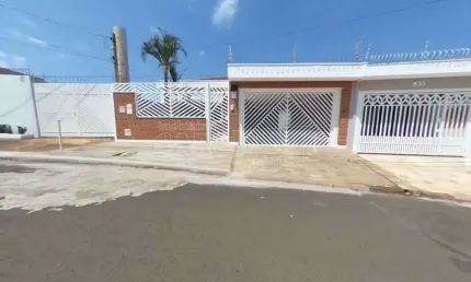 Casa com 4 quartos para alugar na Avenida Paulo De Arruda Correa Da Silva, Lote 048 Quadra 02, 525, Recreio dos Bandeirantes, São Carlos