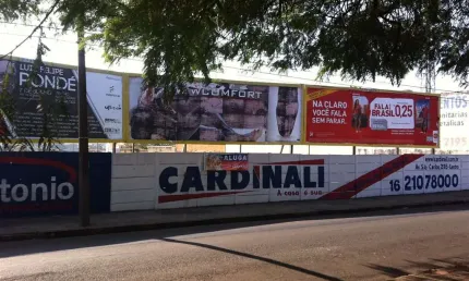 Terreno à venda na Avenida Teixeira de Barros, s/n, Vila Prado, São Carlos