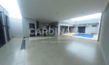 Casa com 2 quartos para alugar na Avenida Fernão Dias, 130, Jardim Centenário, São Carlos