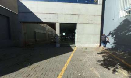 Casa comercial para alugar na Avenida Espanha, 495, Centro, Araraquara